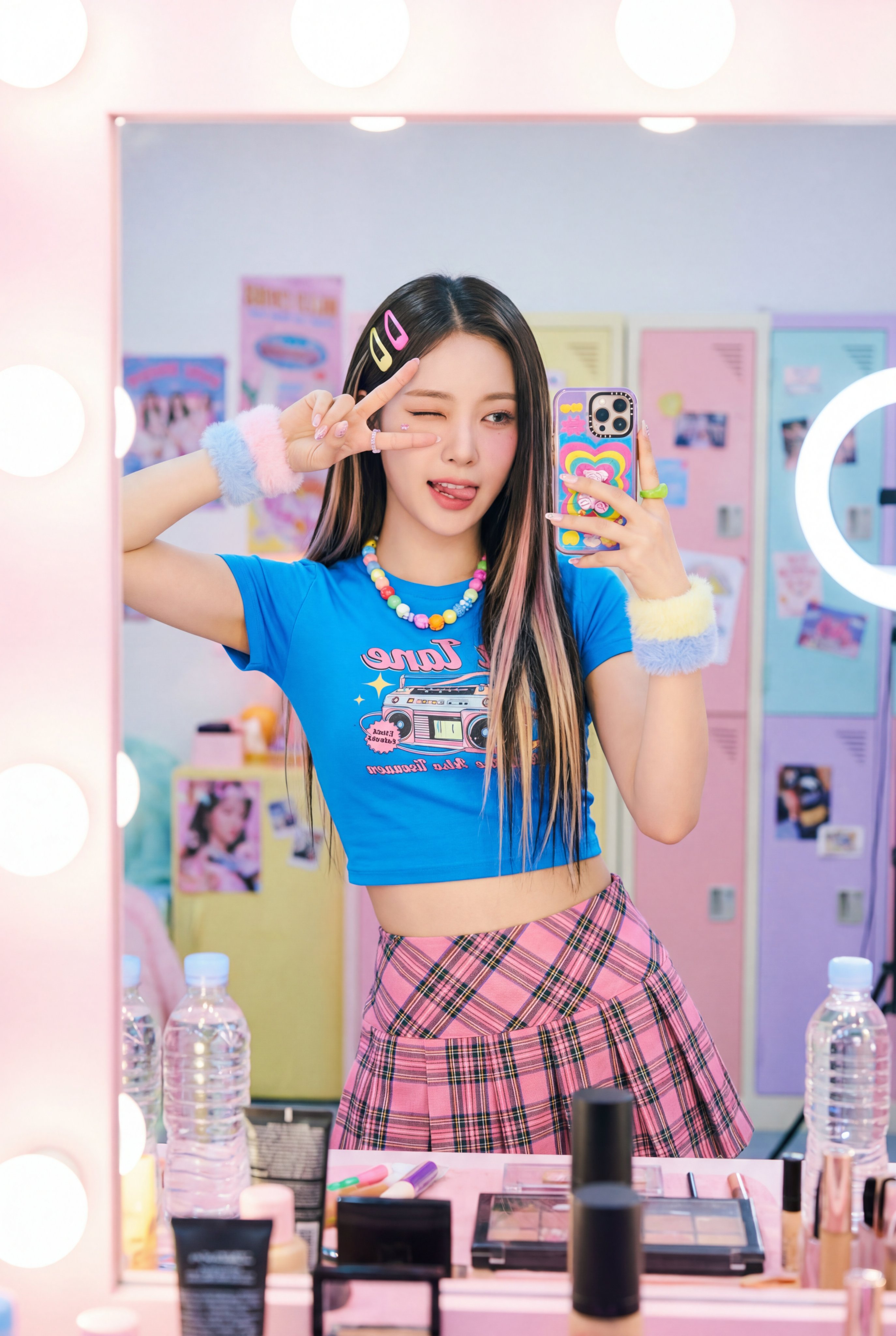 8K镜像自拍：K-Pop偶像风格的高饱和活力后台场景